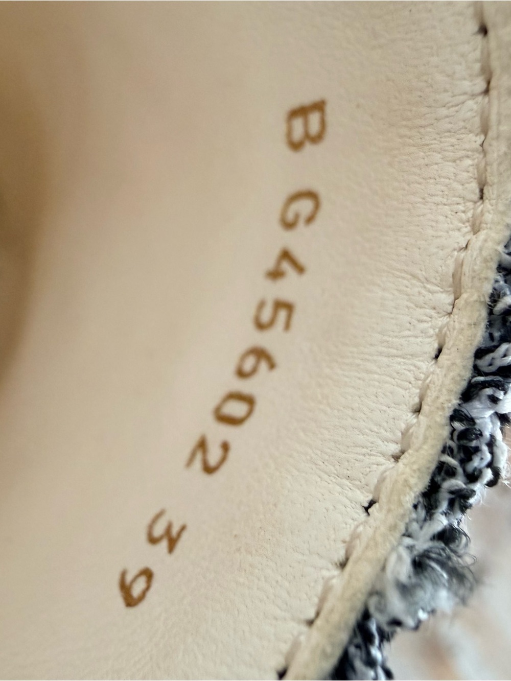 CHANEL Espadrilles Tweed & Sequin - Picture 5 of 12